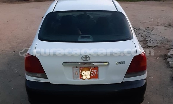 Buy Used Toyota Yaris White Car in Barber in Curacao Buy Used Toyota Yaris White Car in Barber in Curacao