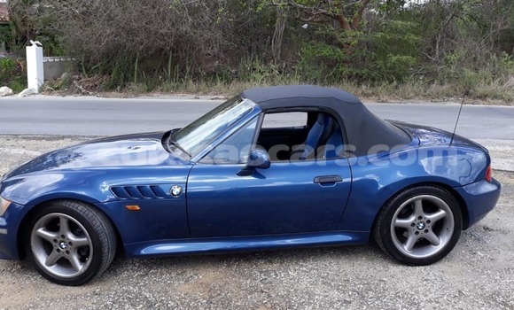 Buy Used BMW Z3 Blue Car in Barber in Curacao