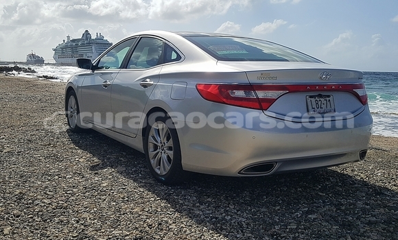 Buy Used Hyundai Azera Silver Car in Willemstad in Curacao Buy Used Hyundai Azera Silver Car in Willemstad in Curacao