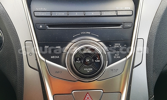 Buy Used Hyundai Azera Silver Car in Willemstad in Curacao Buy Used Hyundai Azera Silver Car in Willemstad in Curacao