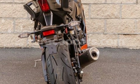 Buy New Yamaha YZF Blue Bike in Barber in Curacao Buy New Yamaha YZF Blue Bike in Barber in Curacao