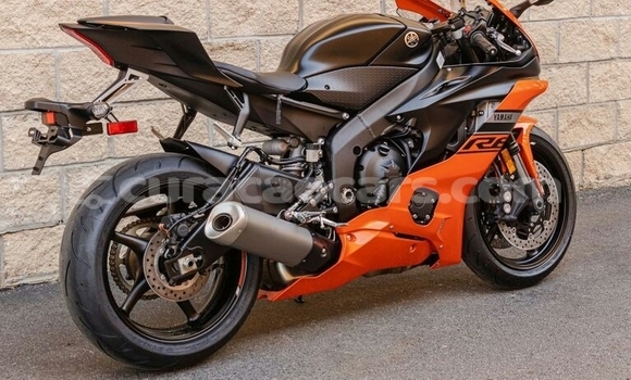 Buy New Yamaha YZF Blue Bike in Barber in Curacao Buy New Yamaha YZF Blue Bike in Barber in Curacao