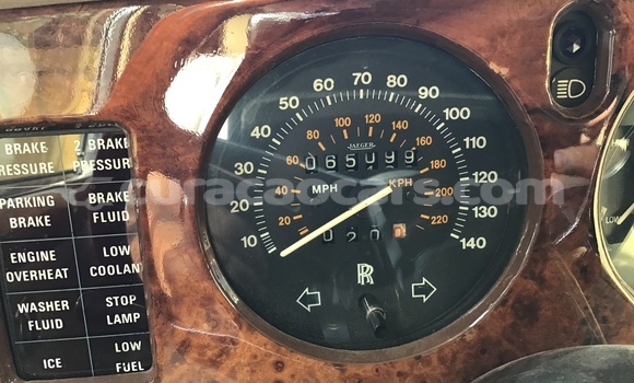 Buy Used Rolls-Royce Silver Wraith Beige Car in Willemstad in Curacao Buy Used Rolls-Royce Silver Wraith Beige Car in Willemstad in Curacao