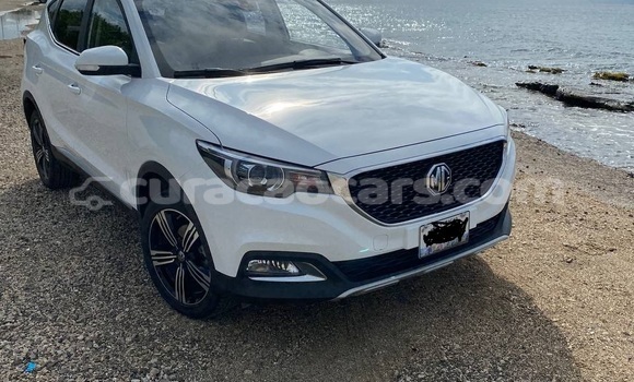 Buy Used MG ZS White Car in Willemstad in Curacao