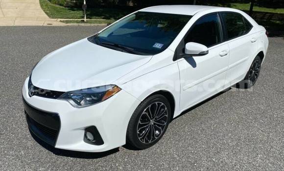Buy Used Toyota Corolla Silver Car in Willemstad in Curacao Buy Used Toyota Corolla Silver Car in Willemstad in Curacao
