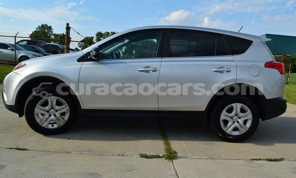 Buy Used Toyota RAV4 Silver Car in Barber in Curacao Buy Used Toyota RAV4 Silver Car in Barber in Curacao