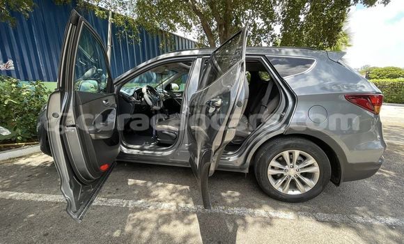 Buy Used Hyundai Santa Fe Other Car in Lagún in Curacao Buy Used Hyundai Santa Fe Other Car in Lagún in Curacao