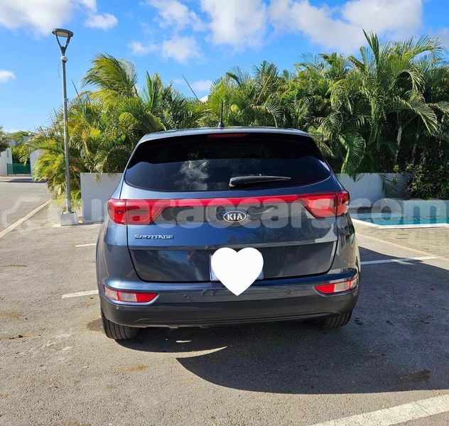 Big with watermark kia sportage curacao import dubai 3992