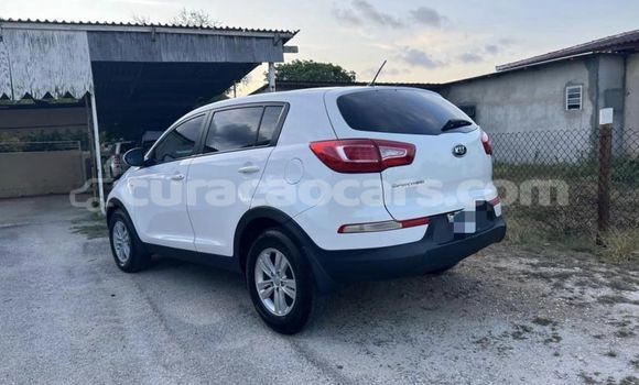 Buy Used Kia Sportage White Car in Lagún in Curacao Buy Used Kia Sportage White Car in Lagún in Curacao