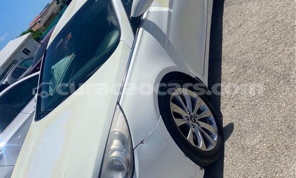 Buy Used Hyundai Sonata White Car in Barber in Curacao Buy Used Hyundai Sonata White Car in Barber in Curacao