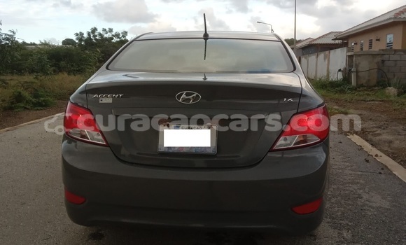 Buy Used Hyundai Accent Other Car in Willemstad in Curacao Buy Used Hyundai Accent Other Car in Willemstad in Curacao