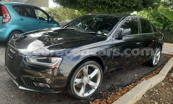 Buy Used Audi A4 Black Car in Willemstad in Curacao