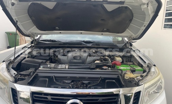 Buy Used Nissan Frontier White Car in Willemstad in Curacao Buy Used Nissan Frontier White Car in Willemstad in Curacao