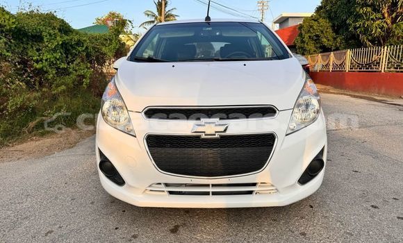 Buy Used Chevrolet Spark White Car in Lagún in Curacao