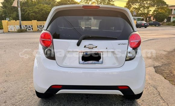 Buy Used Chevrolet Spark White Car in Lagún in Curacao Buy Used Chevrolet Spark White Car in Lagún in Curacao