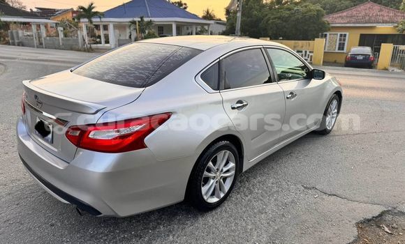 Buy Used Nissan Altima Other Car in Lagún in Curacao Buy Used Nissan Altima Other Car in Lagún in Curacao