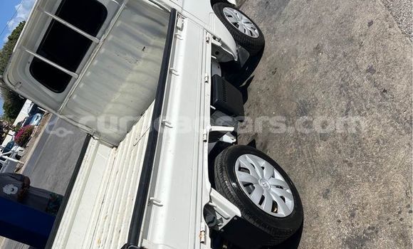 Buy Used Daihatsu Hijet White Car in Lagún in Curacao Buy Used Daihatsu Hijet White Car in Lagún in Curacao