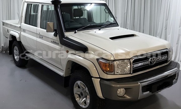 Buy Used Toyota Land Cruiser White Car in Dorp Sint Willebrordus in Curacao Buy Used Toyota Land Cruiser White Car in Dorp Sint Willebrordus in Curacao
