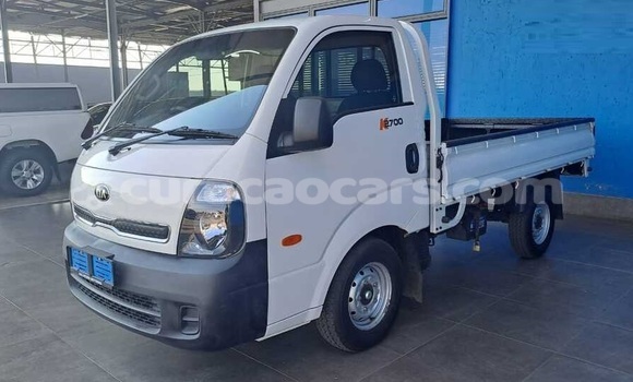 Buy Used Kia K7 White Car in Willemstad in Curacao Buy Used Kia K7 White Car in Willemstad in Curacao