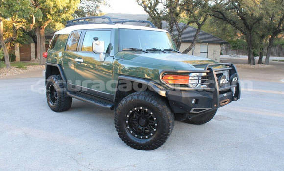 Buy Used Toyota FJ Cruiser Brown Car in Willemstad in Curacao Buy Used Toyota FJ Cruiser Brown Car in Willemstad in Curacao