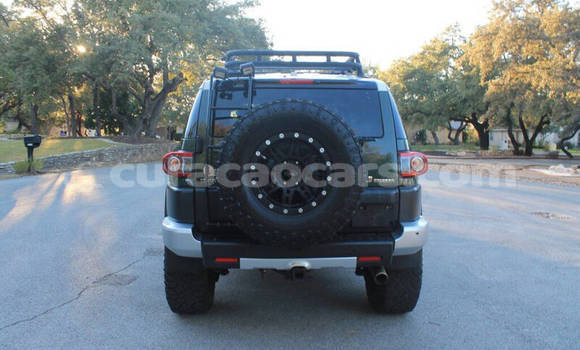 Buy Used Toyota FJ Cruiser Brown Car in Willemstad in Curacao Buy Used Toyota FJ Cruiser Brown Car in Willemstad in Curacao