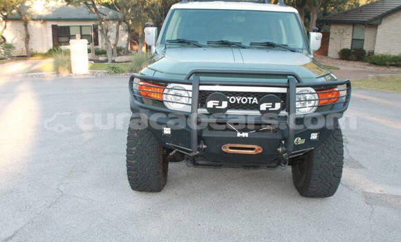 Buy Used Toyota FJ Cruiser Brown Car in Willemstad in Curacao Buy Used Toyota FJ Cruiser Brown Car in Willemstad in Curacao