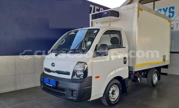 Buy Used Kia K7 White Car in Willemstad in Curacao Buy Used Kia K7 White Car in Willemstad in Curacao