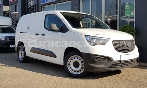Buy Used Opel Combo White Car in Willemstad in Curacao