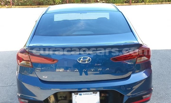 Buy Used Hyundai Elantra Blue Car in Import - Dubai in Curacao Buy Used Hyundai Elantra Blue Car in Import - Dubai in Curacao