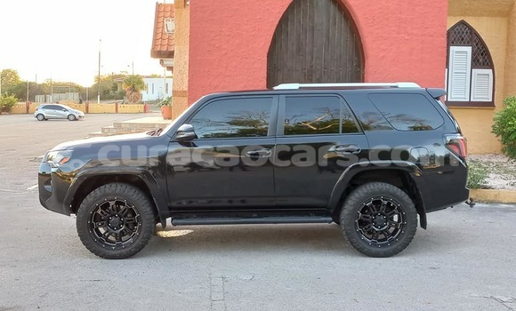 Buy Used Toyota 4Runner Black Car in Lagún in Curacao Buy Used Toyota 4Runner Black Car in Lagún in Curacao
