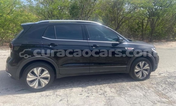 Buy Used Volkswagen T-Roc Black Car in Lagún in Curacao Buy Used Volkswagen T-Roc Black Car in Lagún in Curacao