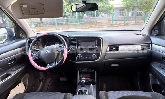 Buy Used Mitsubishi Outlander White Car in Lagún in Curacao Buy Used Mitsubishi Outlander White Car in Lagún in Curacao