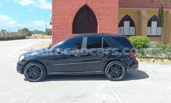 Buy Used Mercedes-Benz ML–Class Black Car in Lagún in Curacao Buy Used Mercedes-Benz ML–Class Black Car in Lagún in Curacao