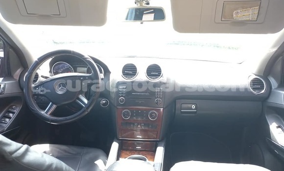 Buy Used Mercedes-Benz ML–Class Black Car in Lagún in Curacao Buy Used Mercedes-Benz ML–Class Black Car in Lagún in Curacao