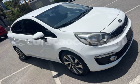 Buy Used Kia Rio White Car in Lagún in Curacao Buy Used Kia Rio White Car in Lagún in Curacao