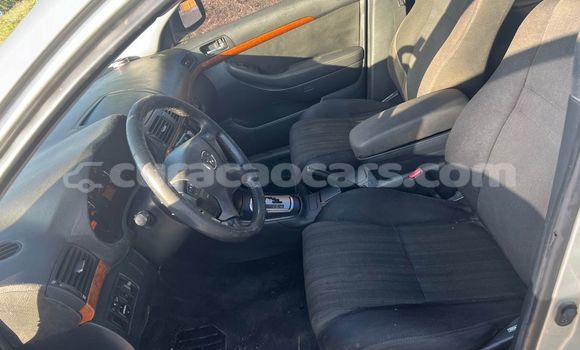 Buy Used Toyota Avensis Other Car in Lagún in Curacao Buy Used Toyota Avensis Other Car in Lagún in Curacao