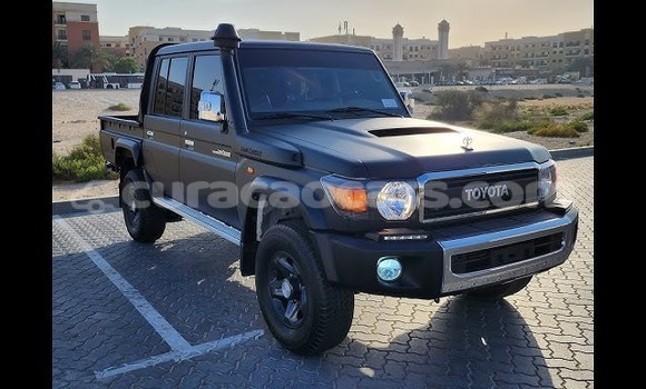 Buy Used Toyota Land Cruiser White Car in Sabana Westpunt in Curacao Buy Used Toyota Land Cruiser White Car in Sabana Westpunt in Curacao