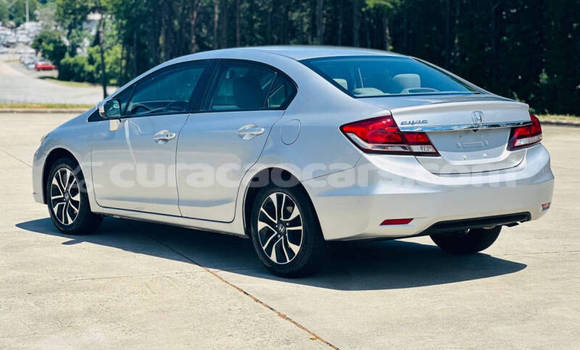 Buy Used Honda Civic White Car in Willemstad in Curacao Buy Used Honda Civic White Car in Willemstad in Curacao
