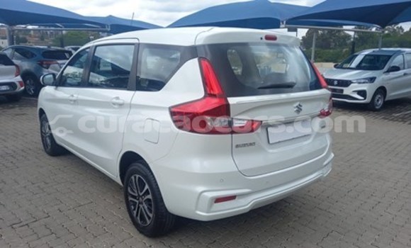Buy Used Suzuki Ertiga White Car in Willemstad in Curacao Buy Used Suzuki Ertiga White Car in Willemstad in Curacao