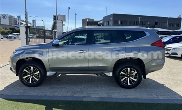 Buy Used Mitsubishi Pajero Other Car in Willemstad in Curacao Buy Used Mitsubishi Pajero Other Car in Willemstad in Curacao