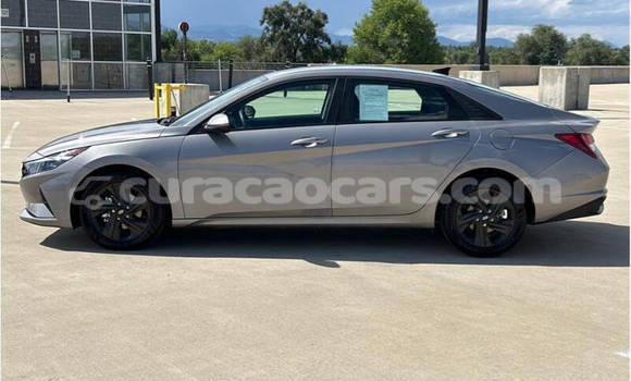 Buy Used Hyundai Elantra Other Car in Willemstad in Curacao Buy Used Hyundai Elantra Other Car in Willemstad in Curacao