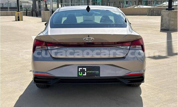 Buy Used Hyundai Elantra Other Car in Willemstad in Curacao Buy Used Hyundai Elantra Other Car in Willemstad in Curacao