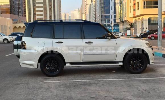 Buy Used Mitsubishi Pajero White Car in Willemstad in Curacao Buy Used Mitsubishi Pajero White Car in Willemstad in Curacao