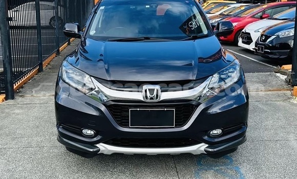 Buy Used Honda Vezel Blue Car in Willemstad in Curacao Buy Used Honda Vezel Blue Car in Willemstad in Curacao