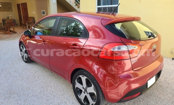 Buy Used Kia Rio Red Car in Willemstad in Curacao Buy Used Kia Rio Red Car in Willemstad in Curacao