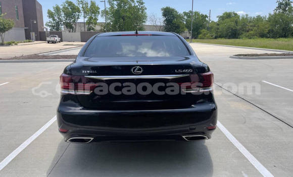 Buy Used Lexus LS White Car in Willemstad in Curacao Buy Used Lexus LS White Car in Willemstad in Curacao