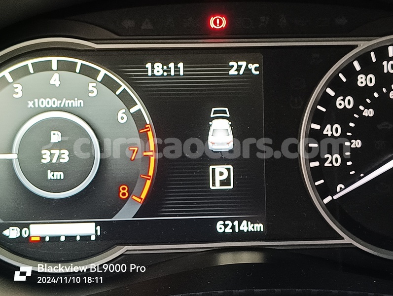 Big with watermark nissan versa curacao willemstad 4351