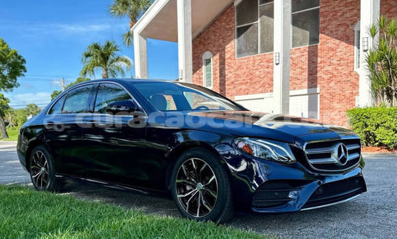 Buy Used Mercedes-Benz E–Class Blue Car in Willemstad in Curacao Buy Used Mercedes-Benz E–Class Blue Car in Willemstad in Curacao