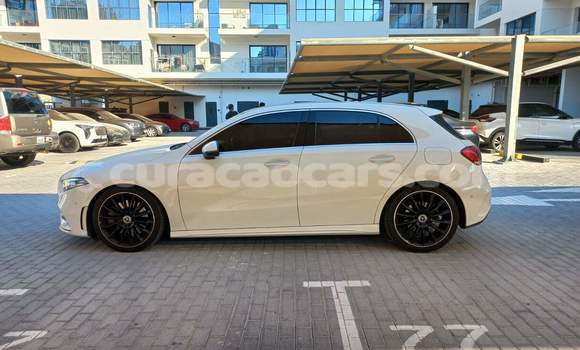 Buy Used Mercedes-Benz A200 White Car in Willemstad in Curacao Buy Used Mercedes-Benz A200 White Car in Willemstad in Curacao