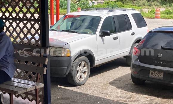 Buy Used Ford Explorer White Car in Sint Michiel Liber in Curacao Buy Used Ford Explorer White Car in Sint Michiel Liber in Curacao